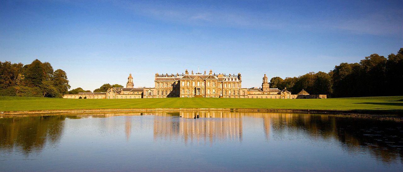 Outlander Filming Locations: Hopetoun House 