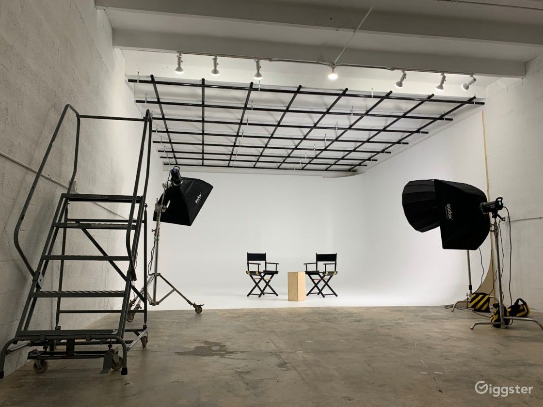 Top 8 Film and Photo Equipment Rental Companies in Miami, FL Giggster